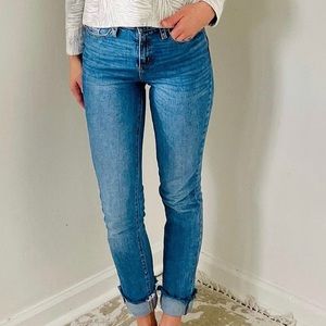 Universal Thread Jeans | High Waisted | Fringe cuff | 0/25R
